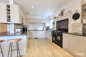 Photo 23- click for photo gallery